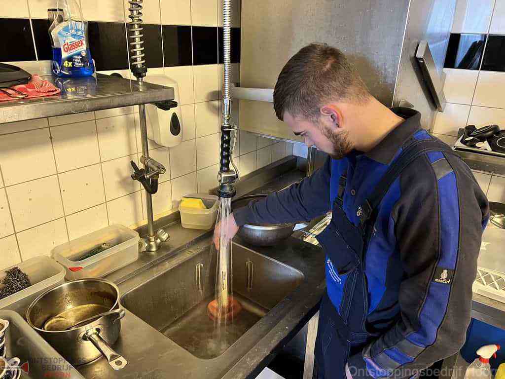 Gootsteen Ontstoppen Hoorn Gootsteen Ontstoppen Hoorn